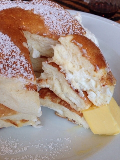 구겨서 한입에 꾸역꾸역 집어넣고 싶은 팬케이크.jpg | 인스티즈