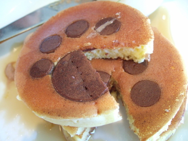 구겨서 한입에 꾸역꾸역 집어넣고 싶은 팬케이크.jpg | 인스티즈