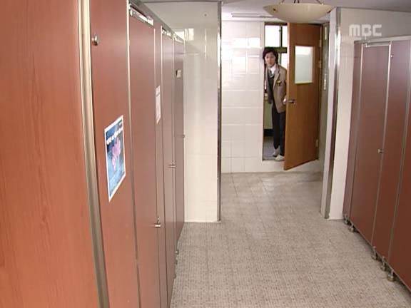 [거침없이하이킥] 학생들 제압하려다가 망신만 당하는 서선생ㅋㅋㅋㅋㅋ.jpg | 인스티즈