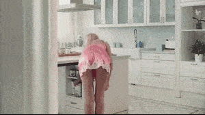 섹시한 파자마입고 요리하는 | 인스티즈