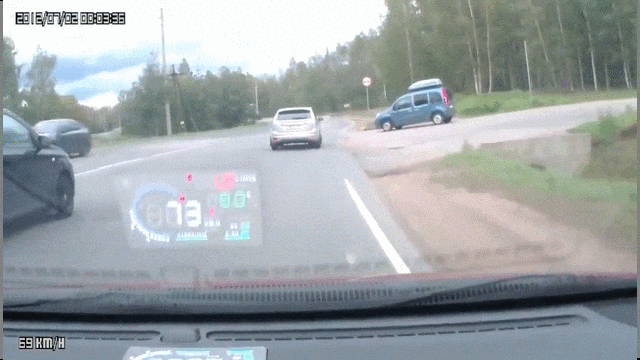 의문의 추돌 사고 gif | 인스티즈