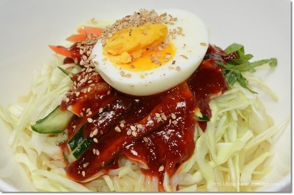 삶은계란 나는 이렇게 먹는 게 제일 맛있다? | 인스티즈