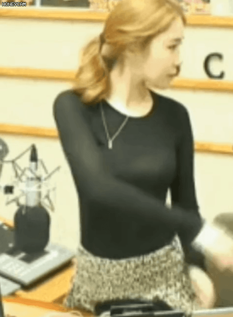 라디오 촬영시간이 길어진 유인나.gif | 인스티즈