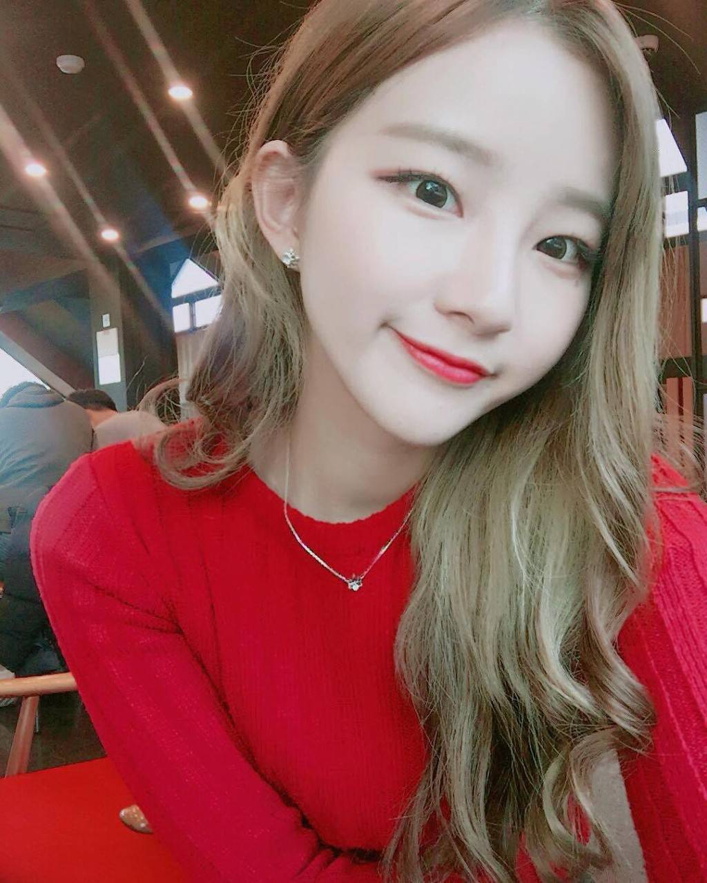 kt치어리더 김진아 | 인스티즈