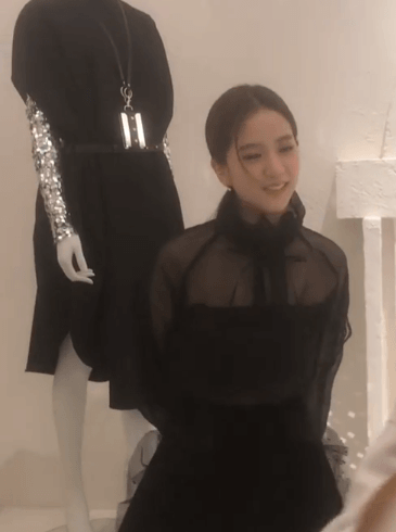 보정없는 블랙핑크 지수의 미모.gif | 인스티즈