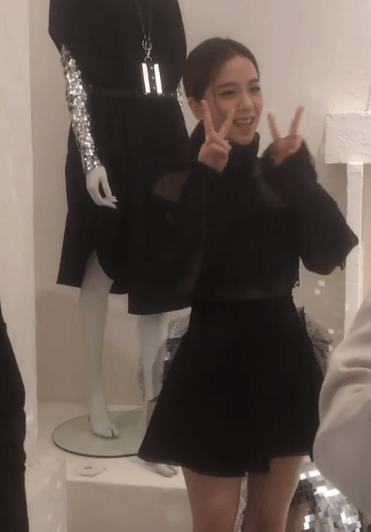 보정없는 블랙핑크 지수의 미모.gif | 인스티즈