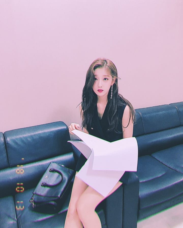 오늘자 러블리즈 인스타 업뎃(지수, 예인) | 인스티즈