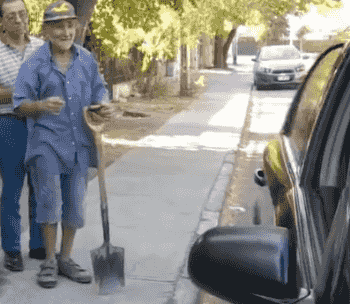 일본의 자동문 택시를 본 외국인들 | 인스티즈