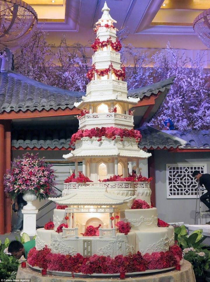 케이크 하나가 무려 600만원..jpg | 인스티즈