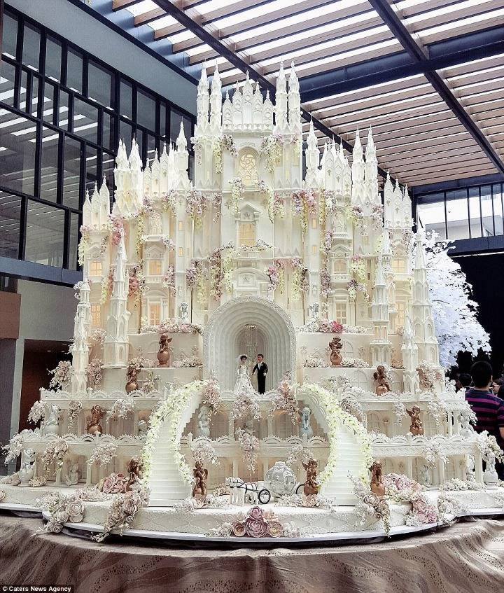 케이크 하나가 무려 600만원..jpg | 인스티즈
