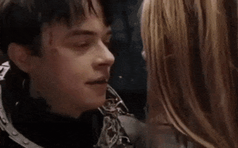 오빠. 누가 보고 있는데? | 인스티즈