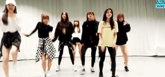 아이즈원 브이라이브 댄스타임(떽띠 유리,클라스 채연,울림즈).gif | 인스티즈