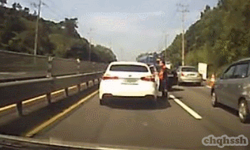 고속도로 2대1 맞짱 | 인스티즈