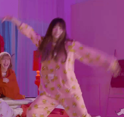 눕방 뜻을 모르는 프로미스나인.GIF | 인스티즈