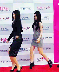 하이힐 처음 신어 본 조이.gif | 인스티즈