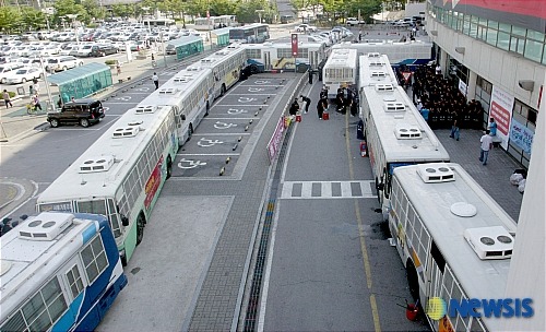 유니클로는 우익이니까 스파오간다는 말들을 때마다 씁쓸 | 인스티즈