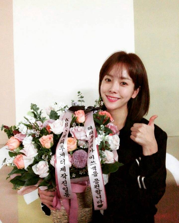 오늘자 한지민 인스타 업뎃 | 인스티즈