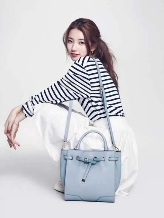 수지는 그냥 아무 사진이나 올려도 다 이쁘네 | 인스티즈