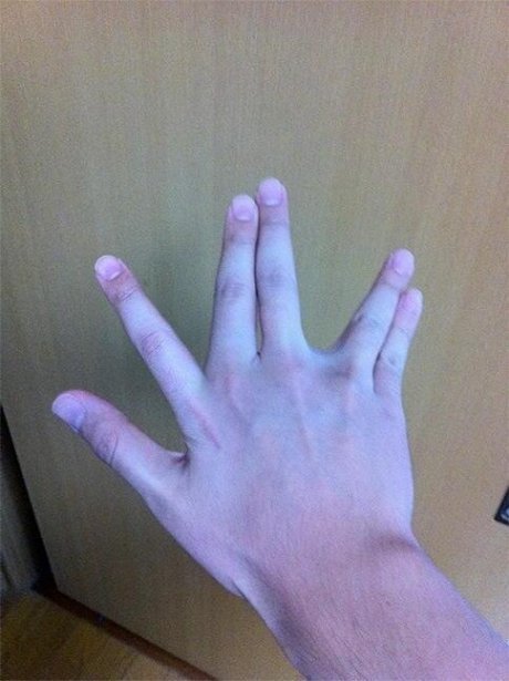 전국에서 1％ 이하만 가능하다는 손동작 | 인스티즈