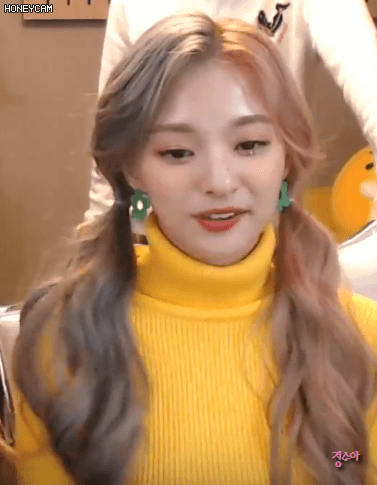 오늘자 대도서관TV방송에 출연한 프로미스나인 박지원 &amp; 이나경.GIF | 인스티즈