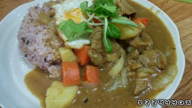 굵직굵직한 스테미나 넘치는 남자의 카레!! | 인스티즈