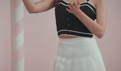 제복 입은 5하영이.gif | 인스티즈