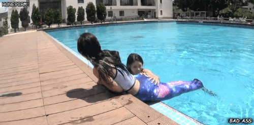 생각보다 너무 쎄게 때려서 발끈한 러블리즈 지수.gif | 인스티즈