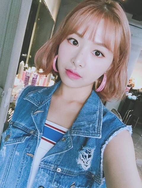 10.16 에이프릴 채원 인스타.jpg | 인스티즈