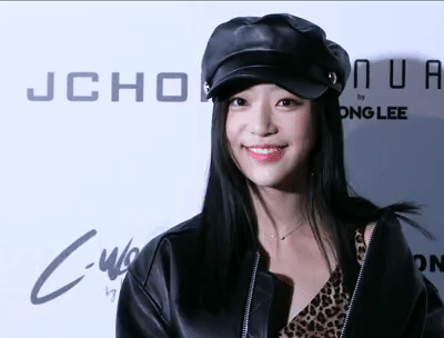 오늘자 서울패션위크 소나무 수민 움짤 | 인스티즈