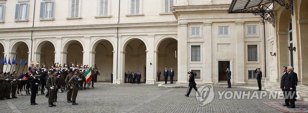 세르지오 마테렐라 이탈리아 대통령과 만난 문재인 대통령 | 인스티즈