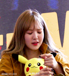 그냥 보고만 있어도 재밌는 웬디 혜자 리액션.gif | 인스티즈