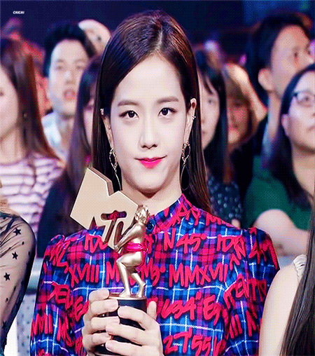 귀여운 블랙핑크 지수.gif | 인스티즈