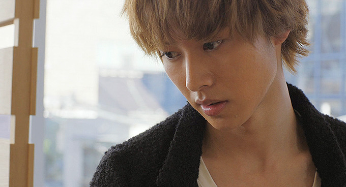 [늑대소녀와흑왕자] 남주가 쓰레기라 생각이 들다가도 와꾸보면 화가 풀리다가도 쓰레기라 생각이 드는 영화 02 | 인스티즈