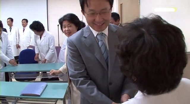 [MBC다큐] 북한으로 간 남한 의사들.JPG | 인스티즈