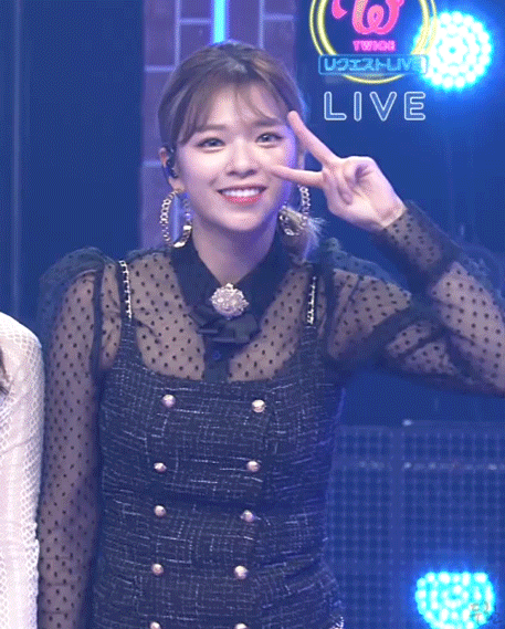 180915 NHK 시부야노트 정연이+사나 움짤 (데이타주의) | 인스티즈