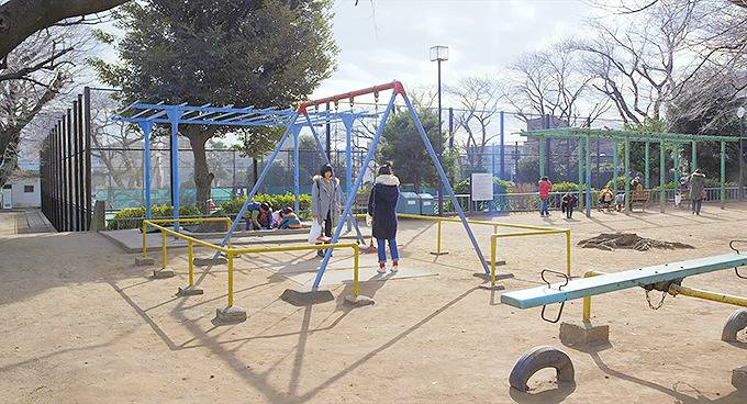 [늑대소녀와흑왕자] 남주가 쓰레기라 생각이 들다가도 와꾸보면 화가 풀리다가도 쓰레기라 생각이 드는 영화 03 | 인스티즈