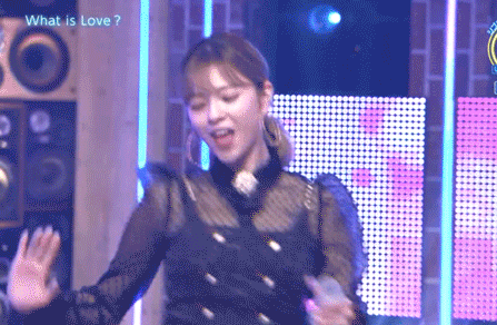 180915 NHK 시부야노트 정연이+사나 움짤 (데이타주의) | 인스티즈