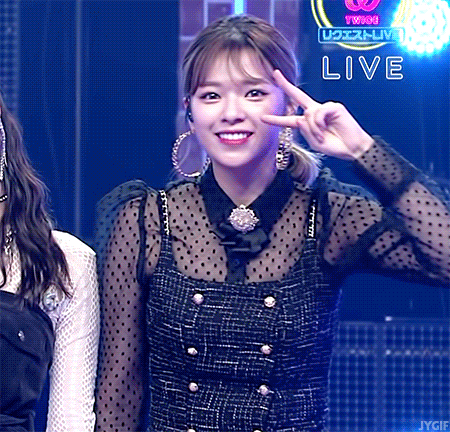 180915 NHK 시부야노트 정연이+사나 움짤 (데이타주의) | 인스티즈