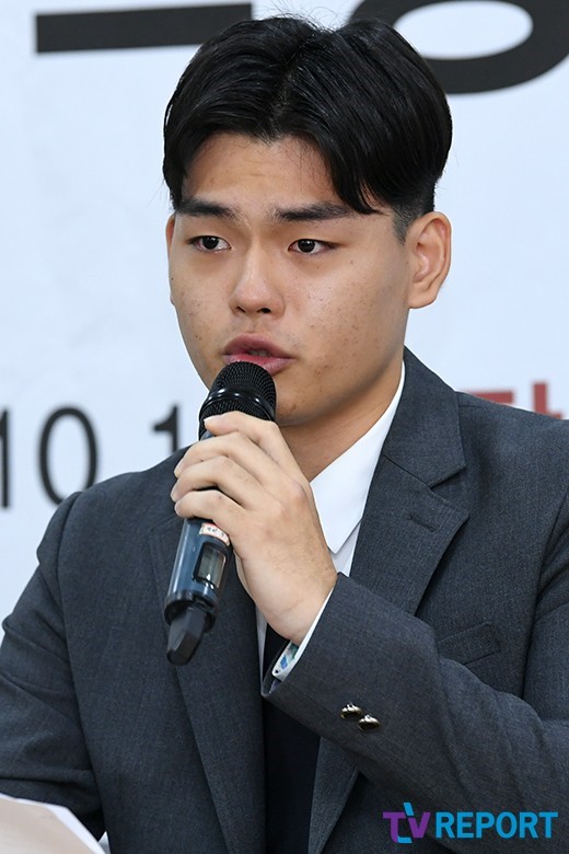 더 이스트라이트 이석철 "지속적인 폭행·협박 당해…김창환 '살살해라' 방관" 눈물 | 인스티즈