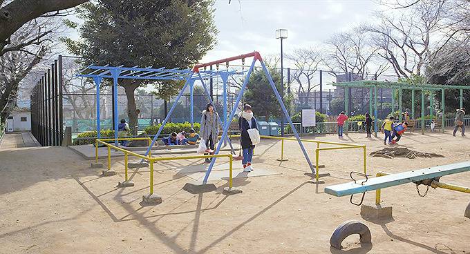 [늑대소녀와흑왕자] 남주가 쓰레기라 생각이 들다가도 와꾸보면 화가 풀리다가도 쓰레기라 생각이 드는 영화 03 | 인스티즈