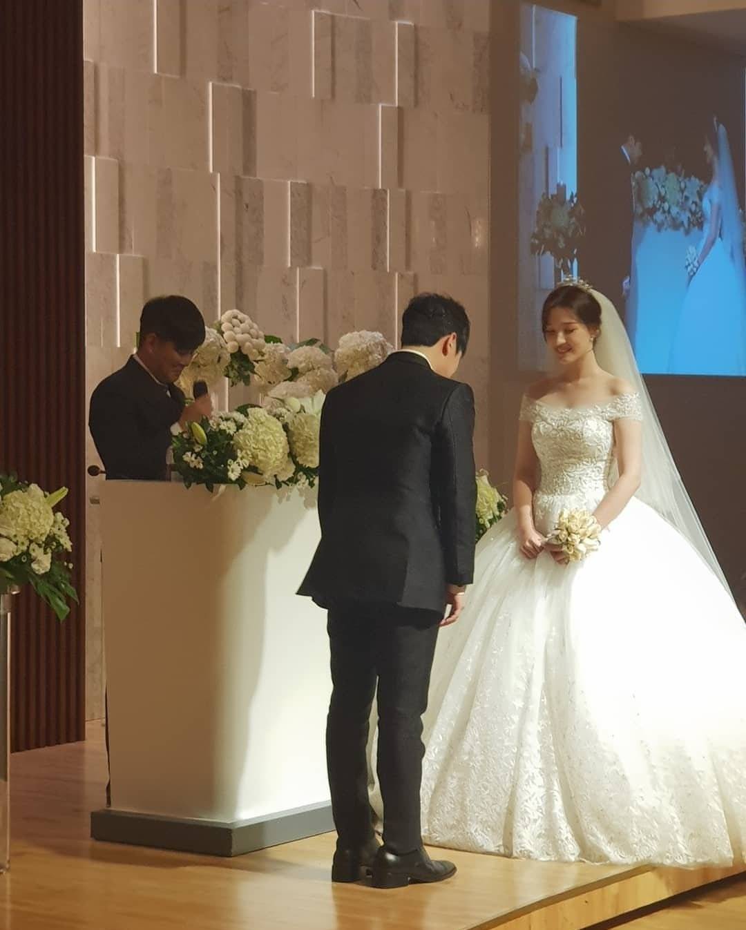 어제 결혼한 율희♡최민환 | 인스티즈