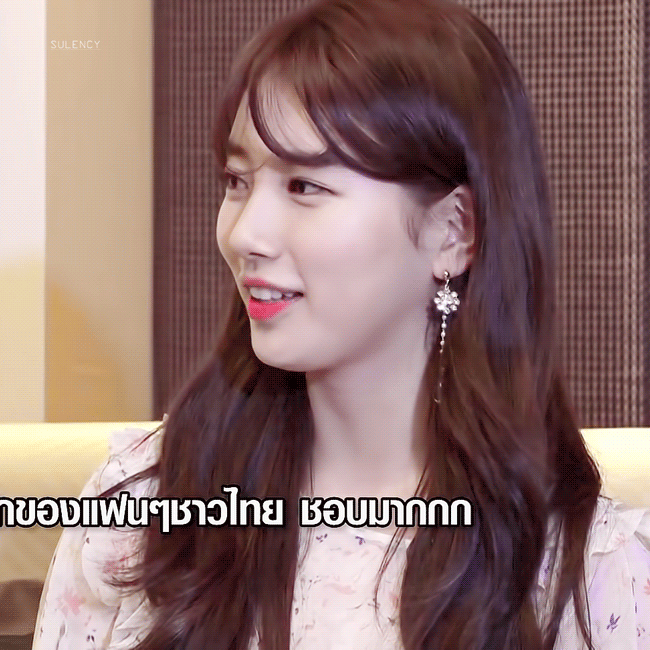 알아듣는 척 하는 수지.gif | 인스티즈