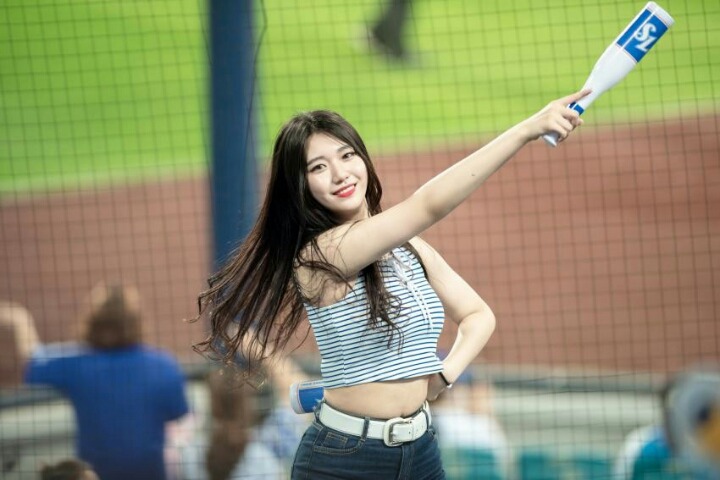 99년생 삼성 치어리더 | 인스티즈