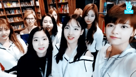 좀 많이 다른 소속사 대표 두 명 | 인스티즈