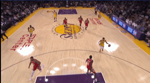 클로스라인과 해머링이 난무하는 HOU-LAL 경기 | 인스티즈