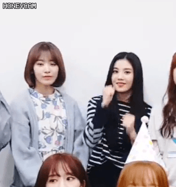 [아이즈원] 첫째와 둘째.gif | 인스티즈