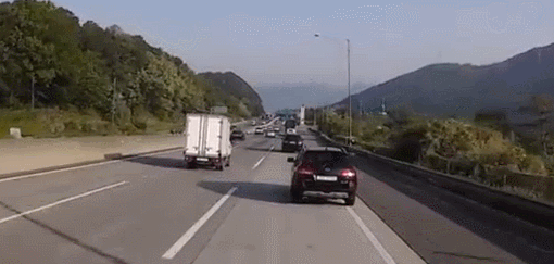 [블박] 똥이 마렵....지 않다! .gif | 인스티즈