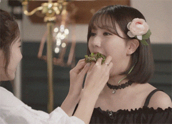 왕상추쌈 먹는 여자친구 은하.gif | 인스티즈