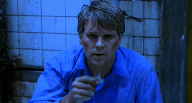 깨어나보니 지하실에 남자 둘이서 갇혀버림...gif | 인스티즈