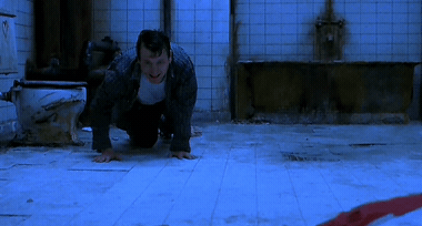 깨어나보니 지하실에 남자 둘이서 갇혀버림...gif | 인스티즈